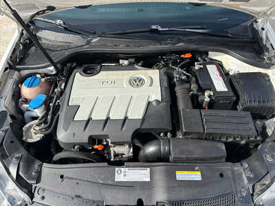 2013 Volkswagen Jetta, $9500. Photo 12