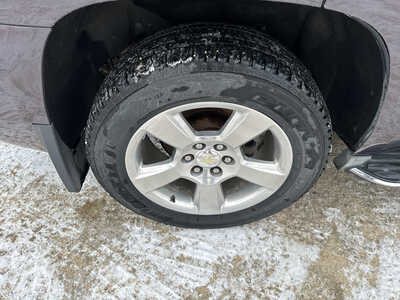 2015 Chevrolet Tahoe, $13900. Photo 11