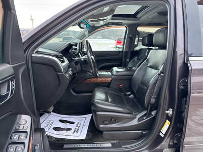 2015 Chevrolet Tahoe, $13900. Photo 6