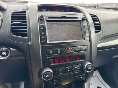 2013 Kia Sorento, $3900. Photo 6