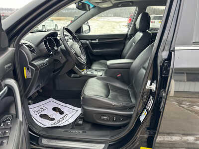 2013 Kia Sorento, $3900. Photo 7