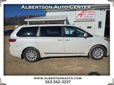 2016 Toyota Sienna, $9900. Photo 1