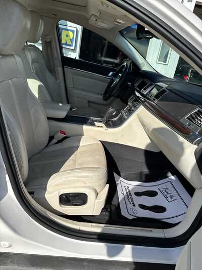 2011 Lincoln MKS, $3900. Photo 6