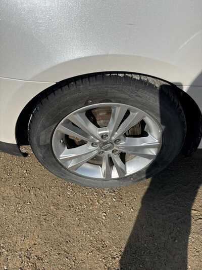 2011 Lincoln MKS, $3900. Photo 9