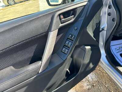 2017 Subaru Forester, $9900. Photo 6