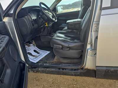 2003 Dodge 3500 Ext Cab, $10900. Photo 9