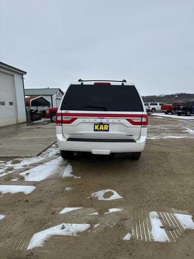 2015 Lincoln Navigator, $8900. Photo 12