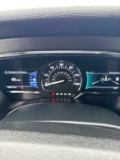 2015 Lincoln Navigator, $8900. Photo 3