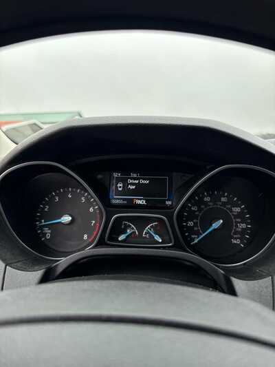 2017 Ford Focus, $8900. Photo 3