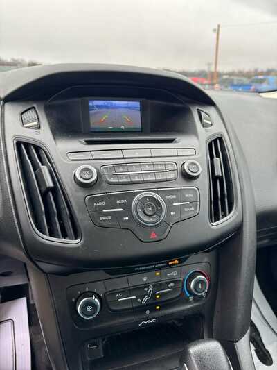 2017 Ford Focus, $8900. Photo 7