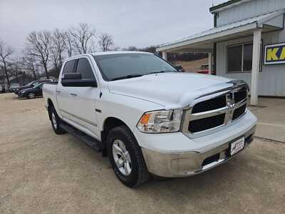 2014 RAM 1500 Crew Cab, $14900. Photo 3