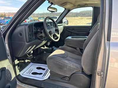 2006 Chevrolet 1500 Reg Cab, $4500. Photo 6