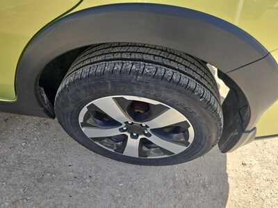 2014 Subaru XV Crosstrek, $8900. Photo 8
