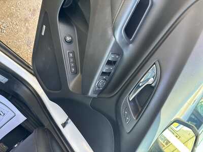 2020 Chevrolet Equinox, $15900. Photo 7