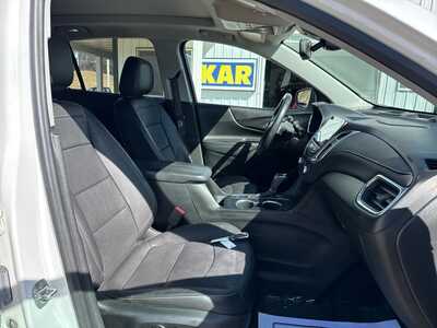 2020 Chevrolet Equinox, $15900. Photo 9