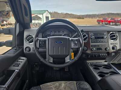2011 Ford F250 Crew Cab, $18900. Photo 2