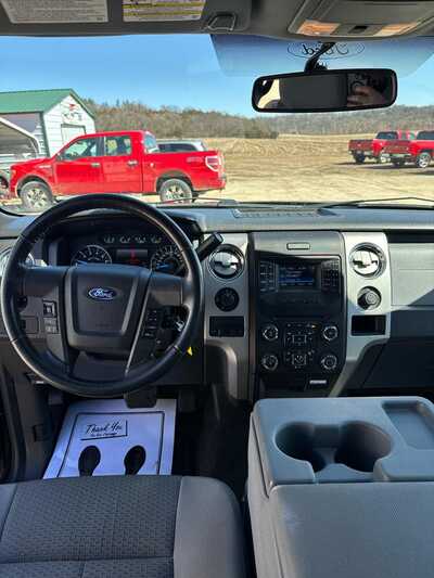 2013 Ford F150 Crew Cab, $14900. Photo 4
