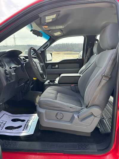 2014 Ford F150 Crew Cab, $9900. Photo 7