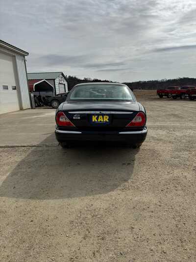 2007 Jaguar XJ, $4900. Photo 10