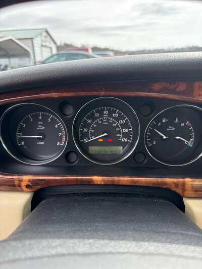 2007 Jaguar XJ, $4900. Photo 4