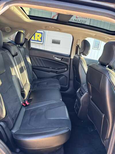 2015 Ford Edge, $11900. Photo 9