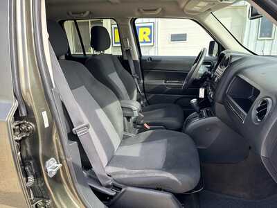 2015 Jeep Patriot, $8900. Photo 7