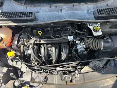 2017 Ford Escape, $8900. Photo 12