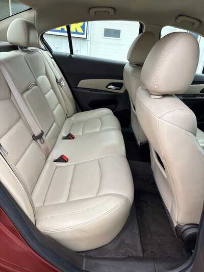 2012 Chevrolet Cruze, $5900. Photo 10