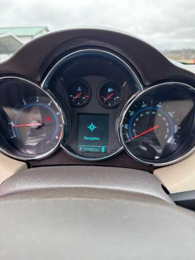 2012 Chevrolet Cruze, $5900. Photo 3