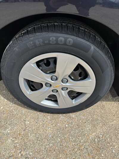 2016 Chevrolet Cruze, $7500. Photo 10