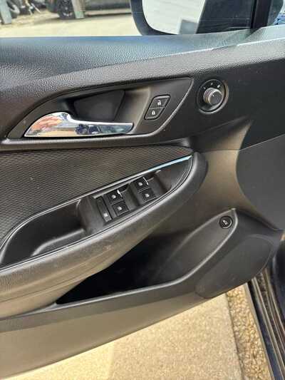 2016 Chevrolet Cruze, $7500. Photo 6