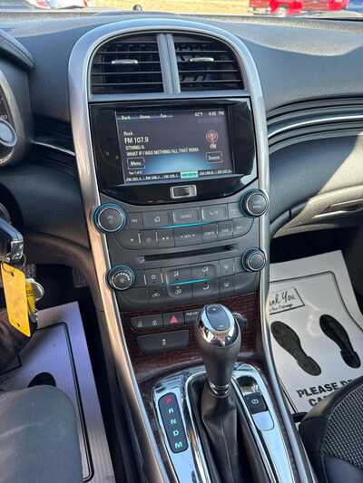 2013 Chevrolet Malibu, $7900. Photo 5