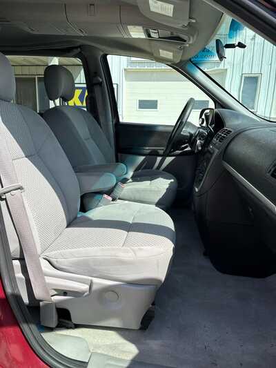 2005 Pontiac Montana, $2900. Photo 9