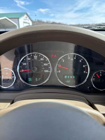 2011 Jeep Liberty, $4900. Photo 3