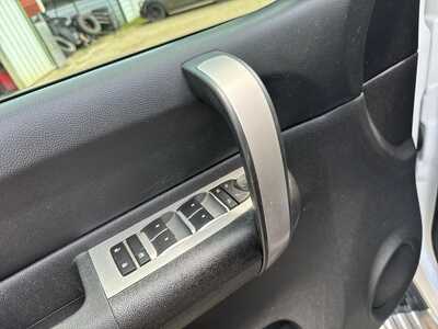 2009 Chevrolet Silverado 1500, $7900. Photo 6