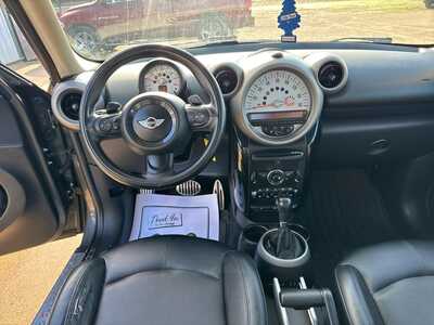 2012 MINI Cooper Countryman, $6500. Photo 4