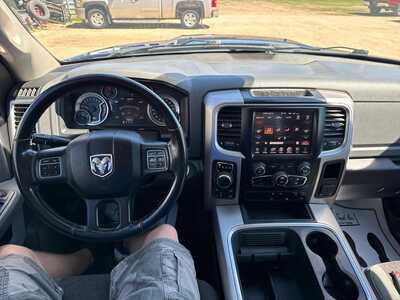 2016 RAM 1500 Crew Cab, $12900. Photo 4