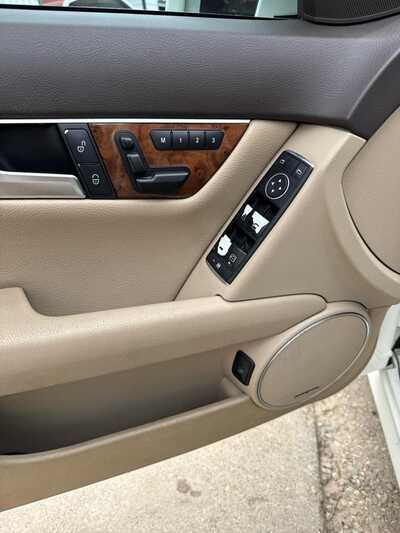 2012 Mercedes-Benz C-Class, $8500. Photo 5