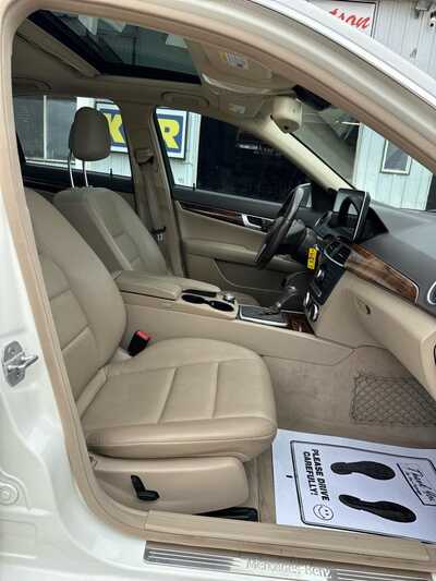 2012 Mercedes-Benz C-Class, $8500. Photo 7