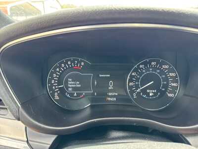 2017 Lincoln MKC, $8900. Photo 2