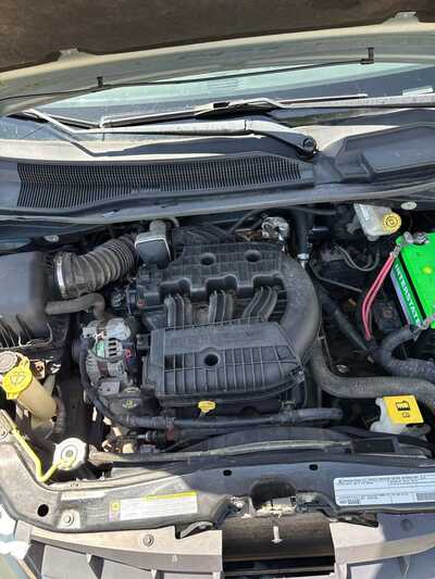 2010 Chrysler Town & Country, $3900. Photo 12