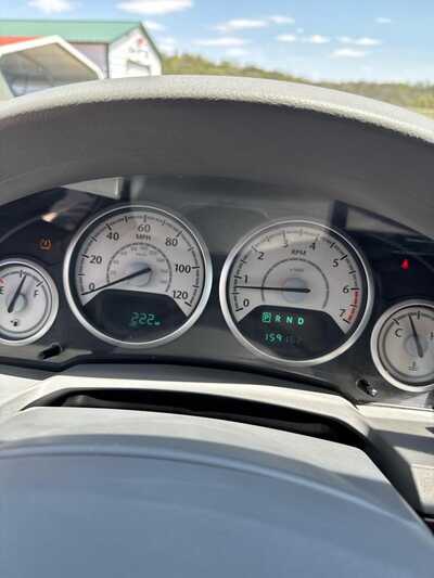 2010 Chrysler Town & Country, $3900. Photo 3