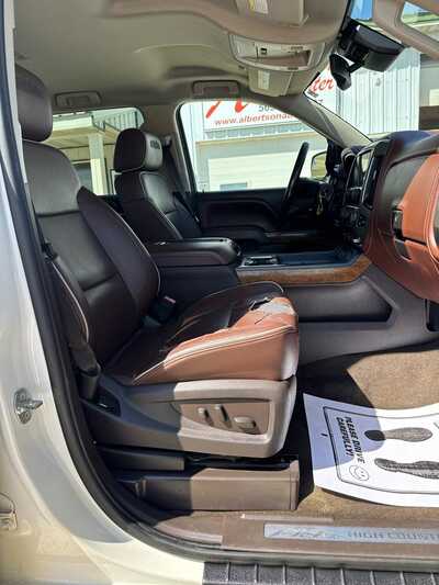 2014 Chevrolet 1500 Crew Cab, $13500. Photo 7