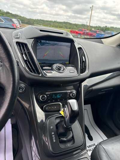 2014 Ford Escape, $5900. Photo 4