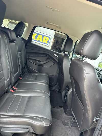 2014 Ford Escape, $5900. Photo 8