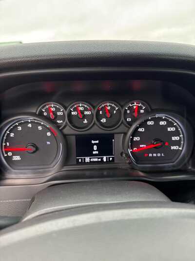 2021 Chevrolet 2500 Reg Cab, $33900. Photo 3