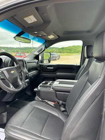 2021 Chevrolet 2500 Reg Cab, $33900. Photo 8