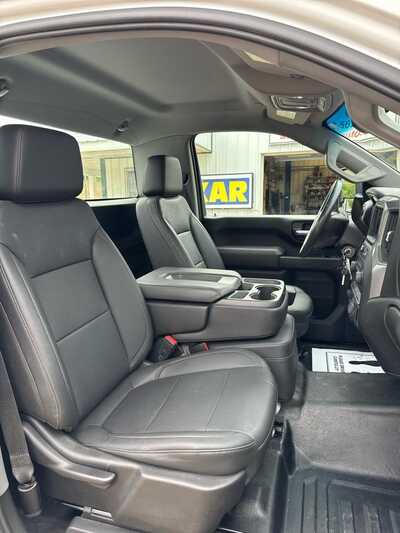 2021 Chevrolet 2500 Reg Cab, $33900. Photo 9