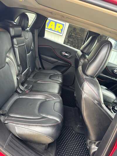 2014 Jeep Cherokee, $5500. Photo 11