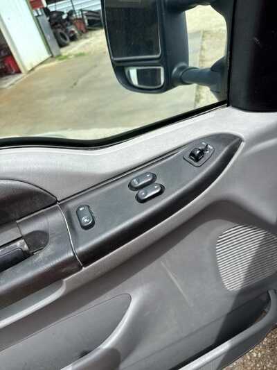 2005 Ford F250 Ext Cab, $7900. Photo 5